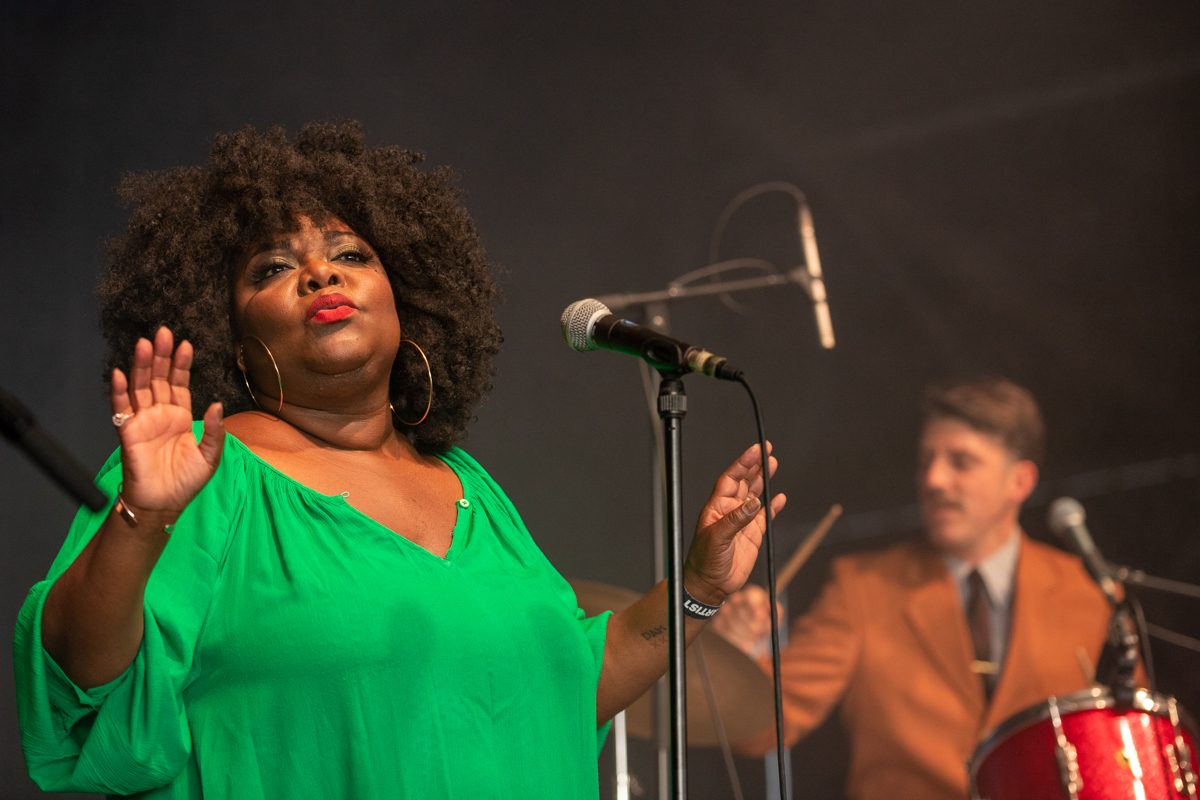 Michelle David & The True Tones @ Blues Peer, picture 12, photographed by Leen Verlinden - FrontView Magazine