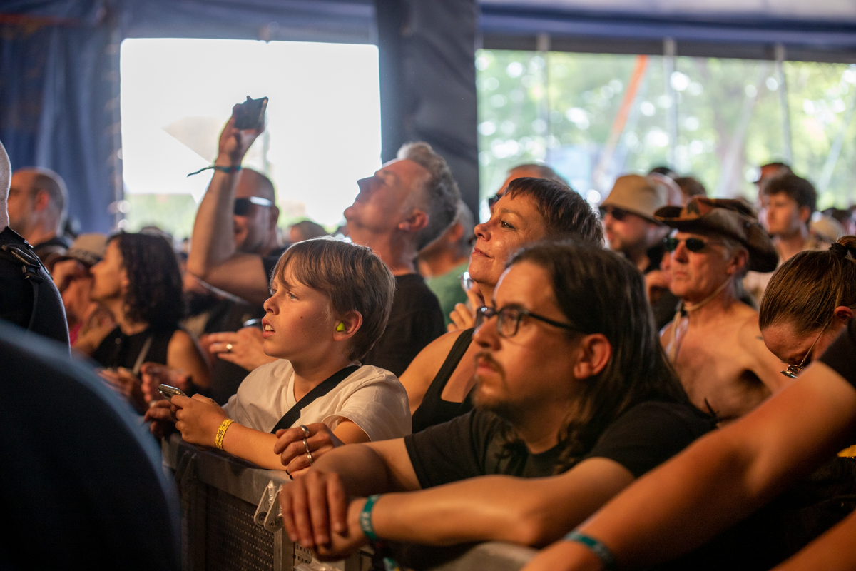 Sons @ Blues Peer, picture 10, photographed by Leen Verlinden - FrontView Magazine