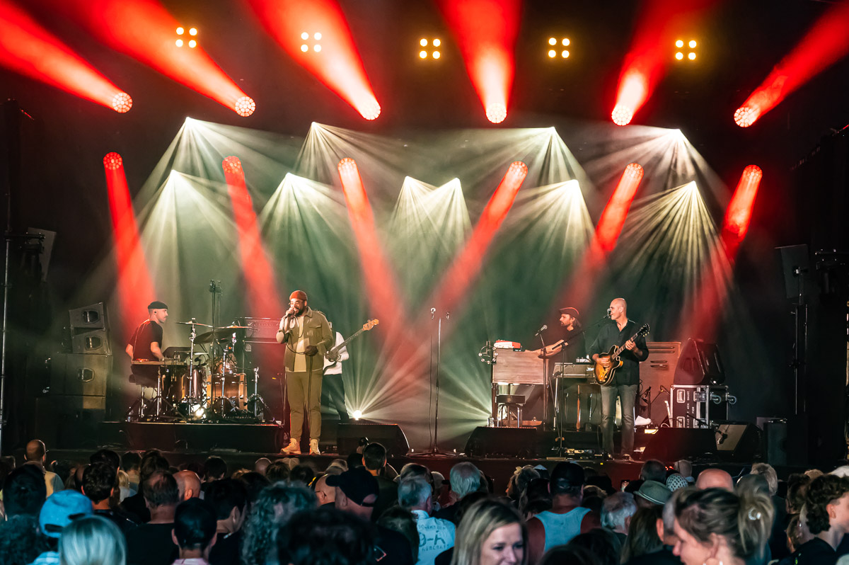Ben L'Oncle Soul @ Blues Peer, picture 8, photographed by Luc Klinckaert - FrontView Magazine