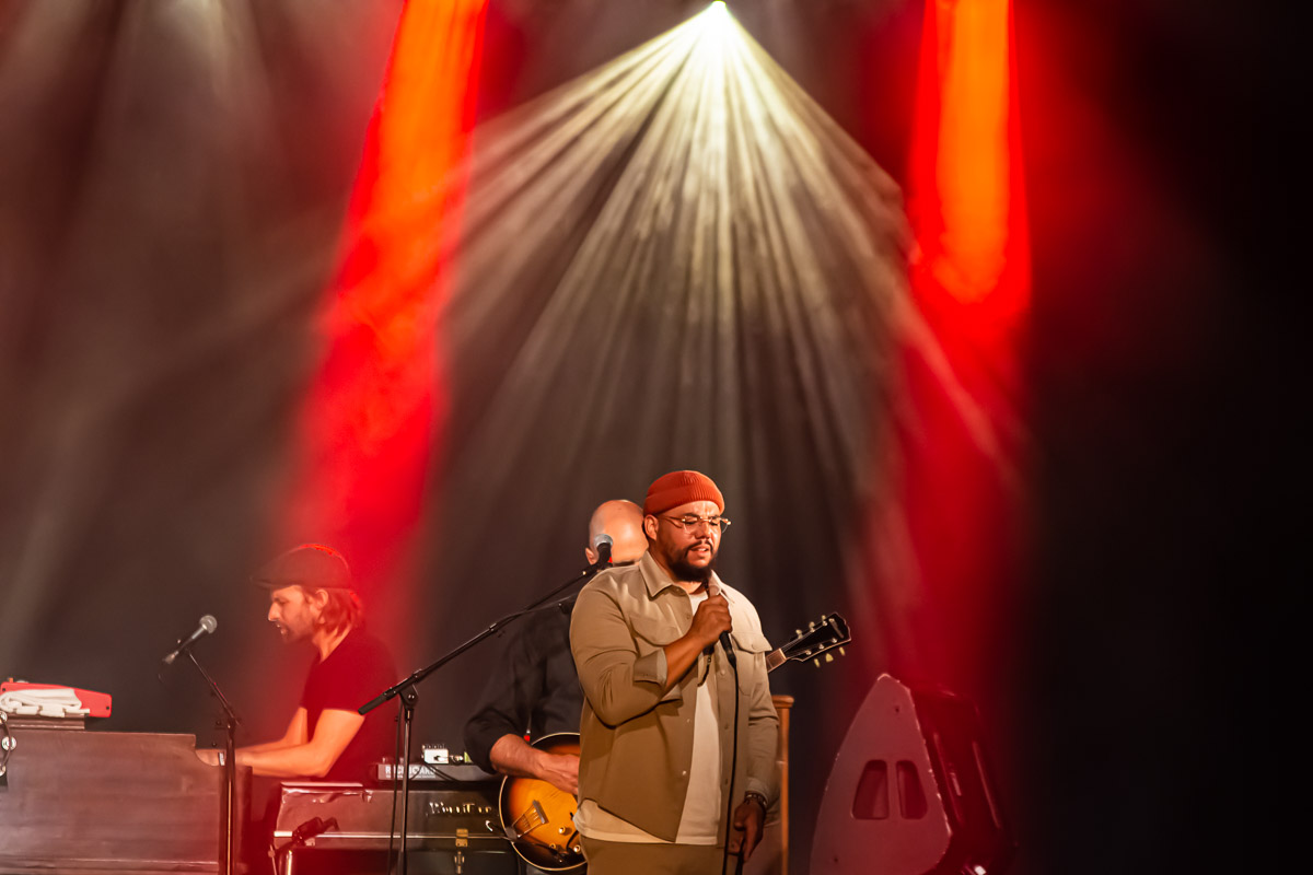 Ben L'Oncle Soul @ Blues Peer, picture 13, photographed by Luc Klinckaert - FrontView Magazine