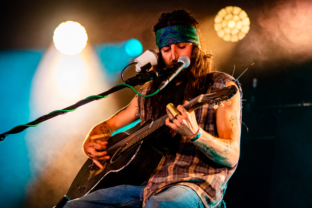 Cam Cole @ Blues Peer, picture 6, photographed by Luc Klinckaert - FrontView Magazine