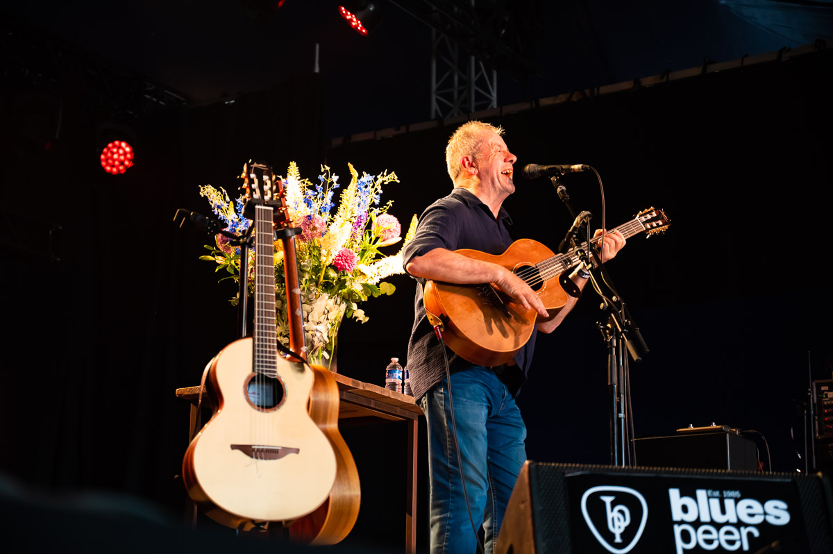 Luka Bloom @ Blues Peer, picture 5, photographed by Luc Klinckaert - FrontView Magazine