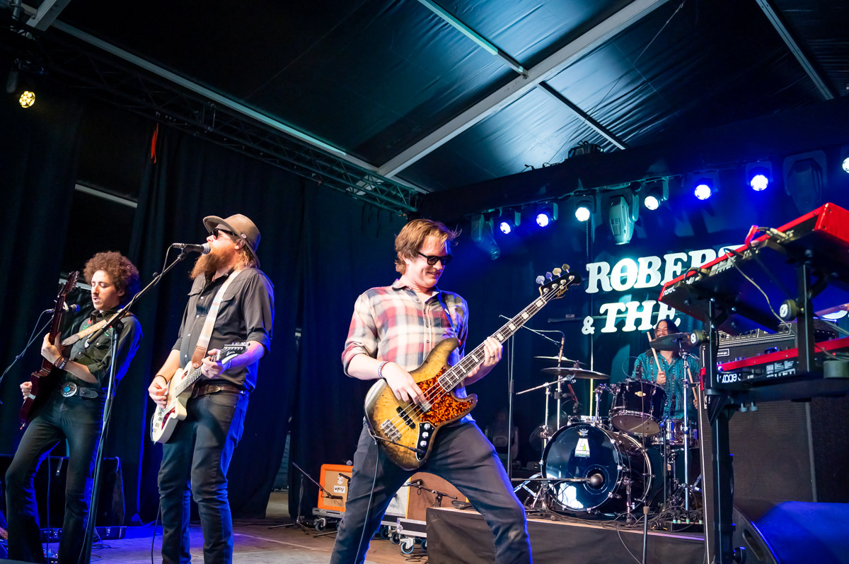 Robert Jon & The Wreck @ Blues Peer, picture 8, photographed by Luc Klinckaert - FrontView Magazine