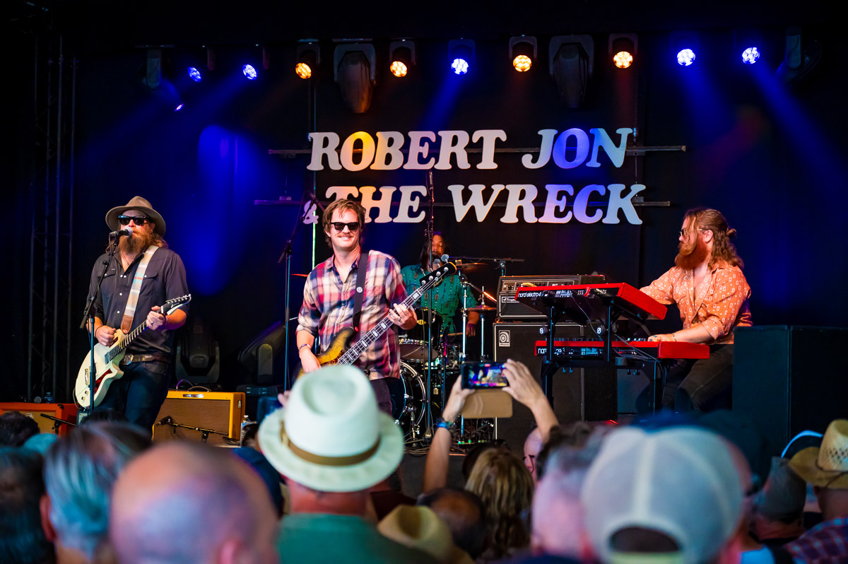Robert Jon & The Wreck @ Blues Peer, picture 10, photographed by Luc Klinckaert - FrontView Magazine
