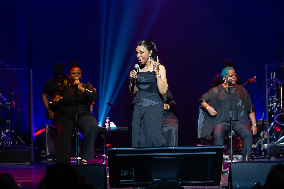 Gladys Knight @ Stadsschouwburg Antwerpen, picture 4, photographed by Marc Verdonck - FrontView Magazine