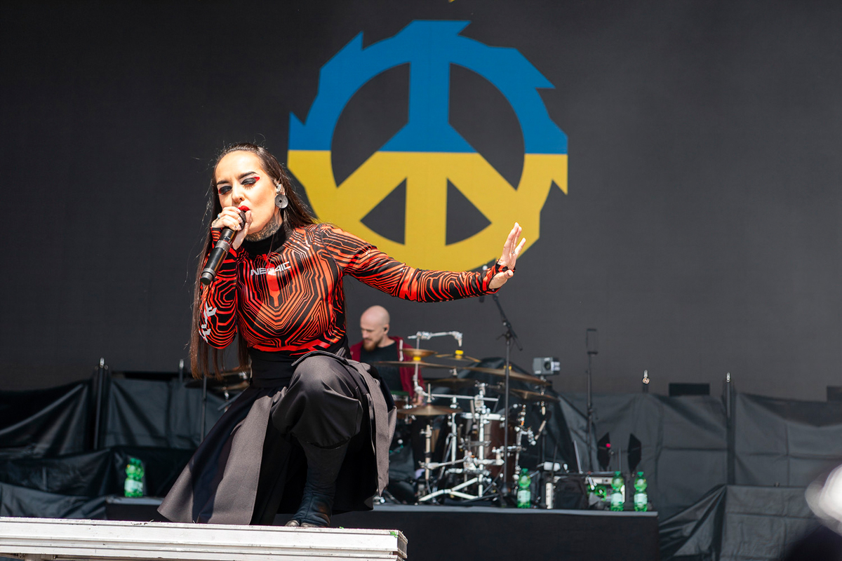 Jinjer @ Rock am Ring 2023, picture 18, photographed by Edwin Houdevelt - FrontView Magazine