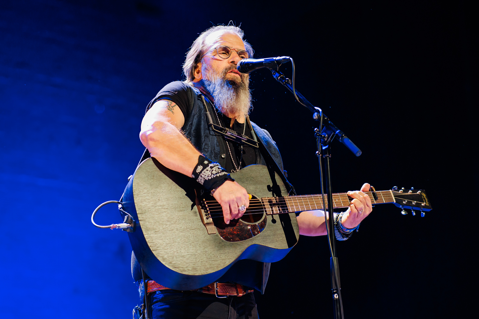 Steve Earle Solo & Acoustic, picture 3, photographed by Paul Jongeneelen - FrontView Magazine