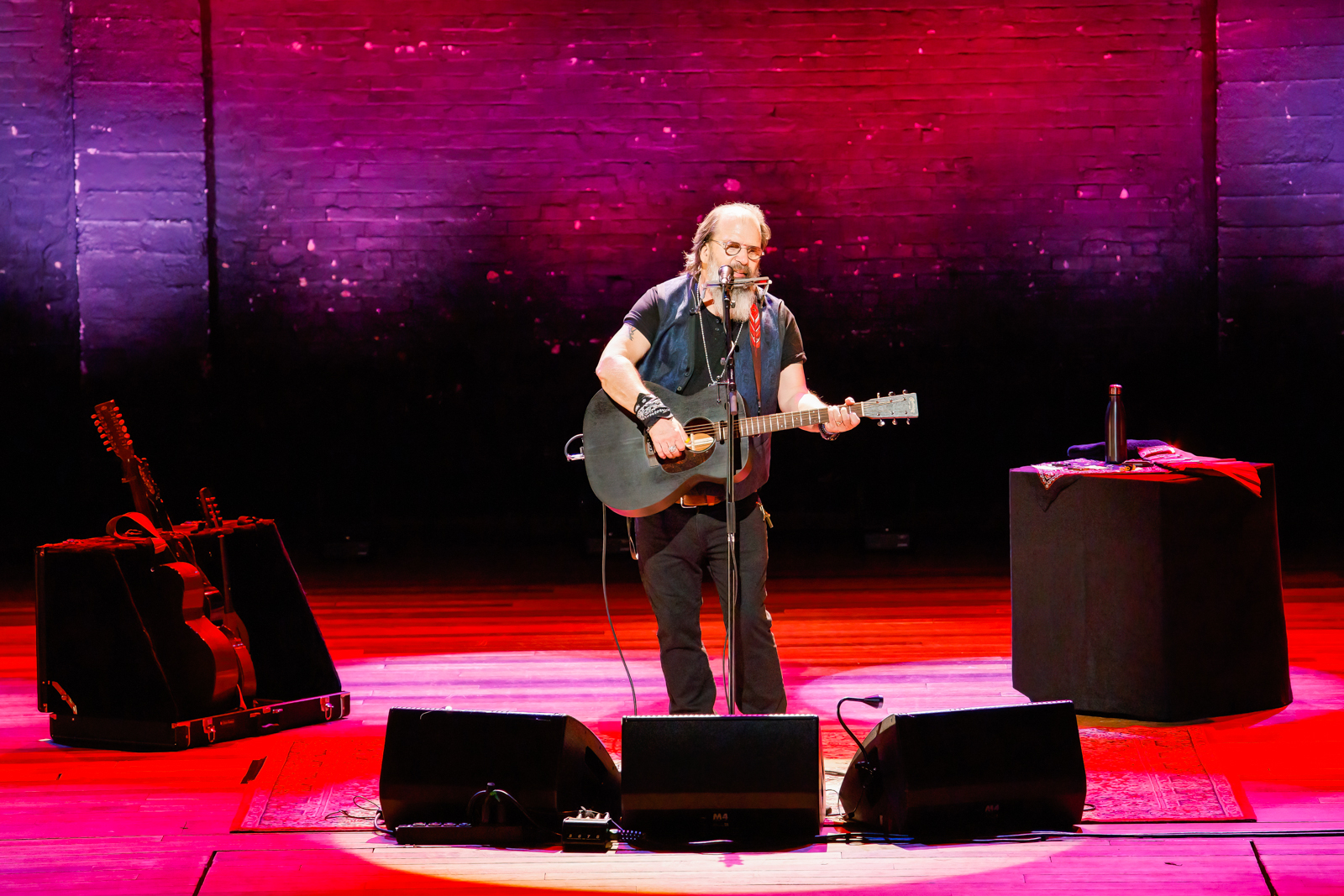 Steve Earle Solo & Acoustic, picture 11, photographed by Paul Jongeneelen - FrontView Magazine
