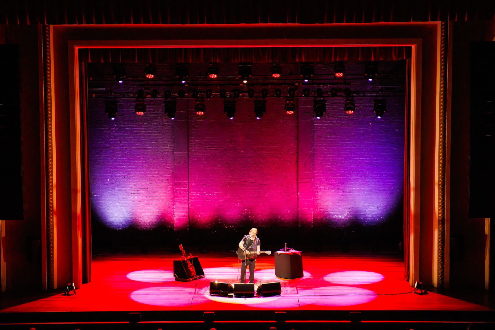 Steve Earle Solo & Acoustic, picture 16, photographed by Paul Jongeneelen - FrontView Magazine