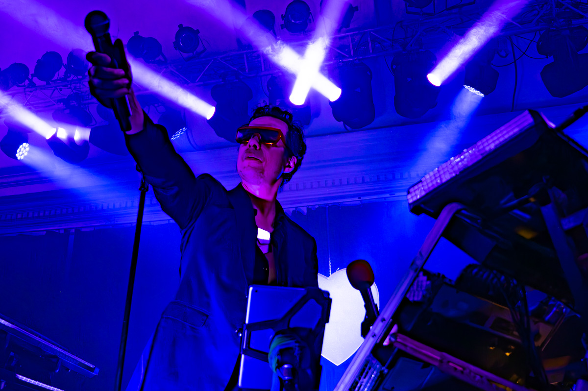 Stijn Plays Prince @ De Casino, picture 4, photographed by Luc Klinckaert - FrontView Magazine