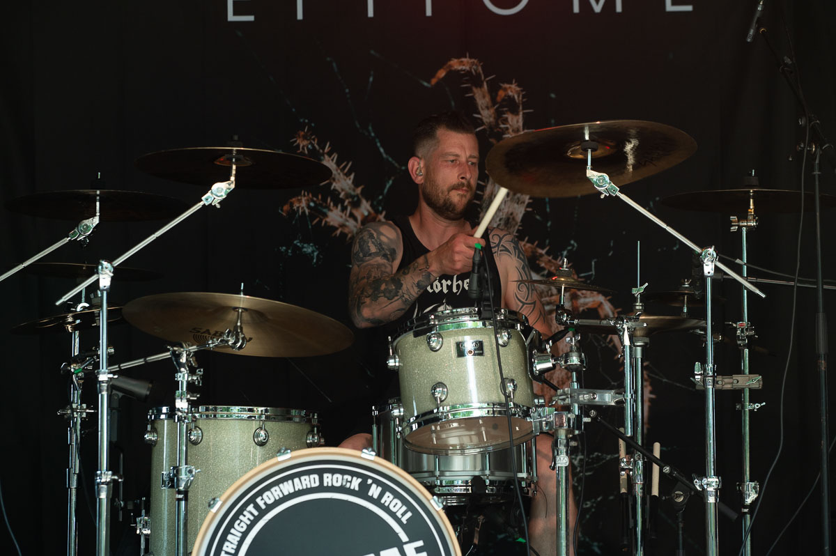 Epitome @ Retie Rockt, picture 5, photographed by Gert Daemen - FrontView Magazine