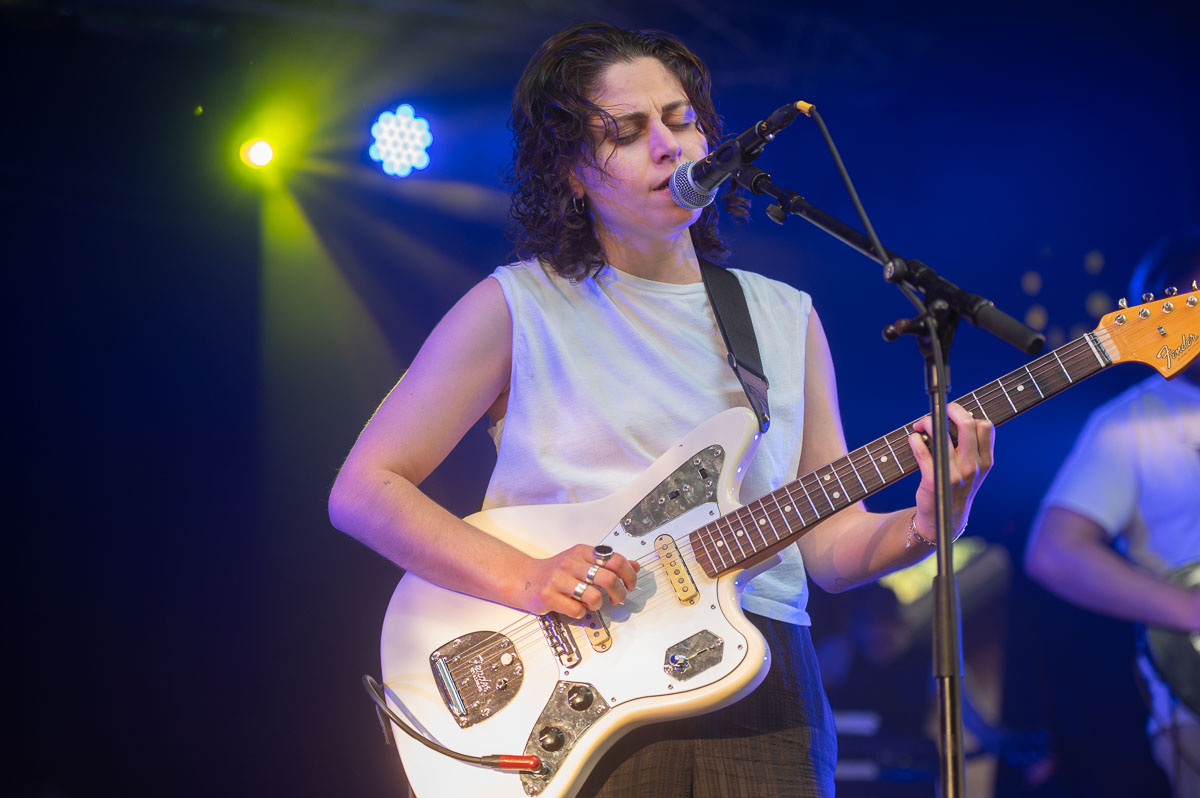 Ila @ Retie Rockt, picture 12, photographed by Gert Daemen - FrontView Magazine