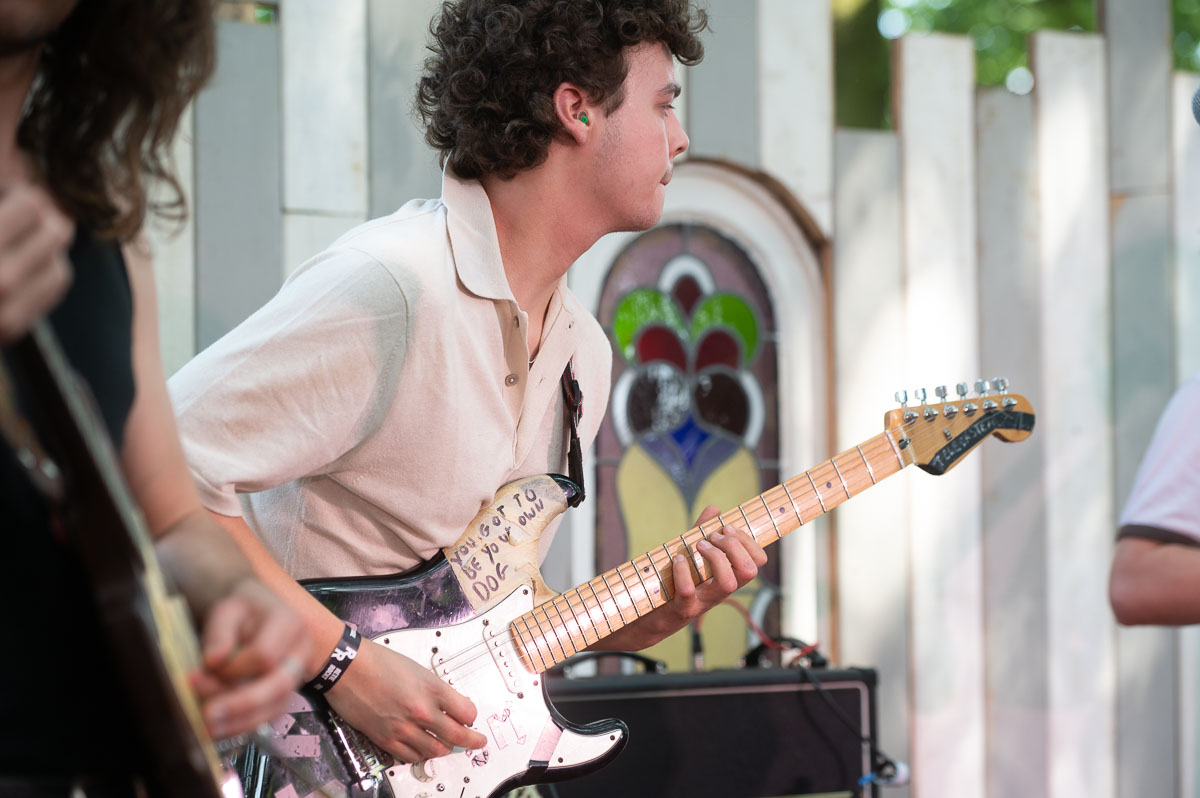 Mojo and the kitchen brothers @ Retie Rockt, picture 2, photographed by Gert Daemen - FrontView Magazine