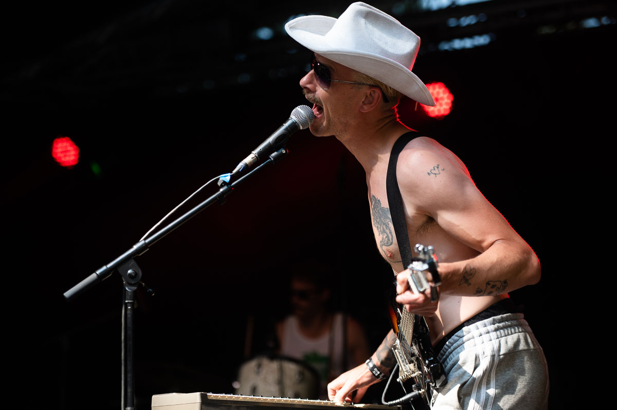 Tuff Guac @ Retie Rockt, picture 8, photographed by Gert Daemen - FrontView Magazine