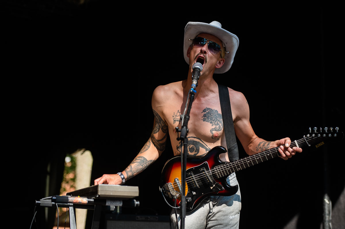 Tuff Guac @ Retie Rockt, picture 9, photographed by Gert Daemen - FrontView Magazine