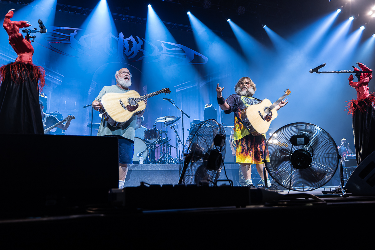 Tenacious D @ Vorst Nationaal, picture 8, photographed by David Johnson - FrontView Magazine