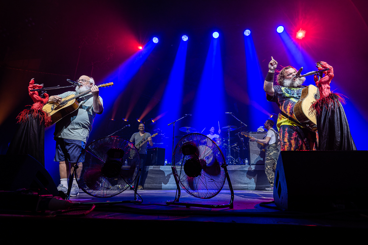 Tenacious D @ Vorst Nationaal, picture 20, photographed by David Johnson - FrontView Magazine