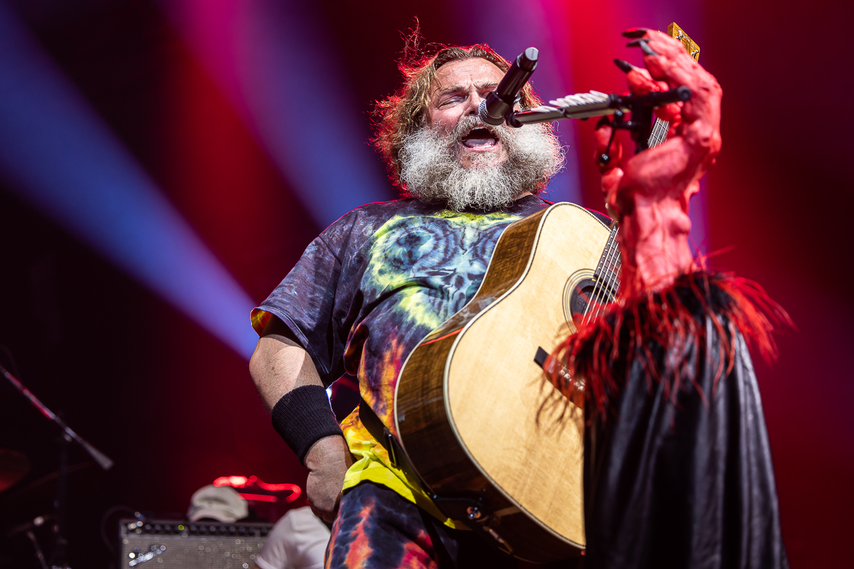 Tenacious D @ Vorst Nationaal, picture 21, photographed by David Johnson - FrontView Magazine