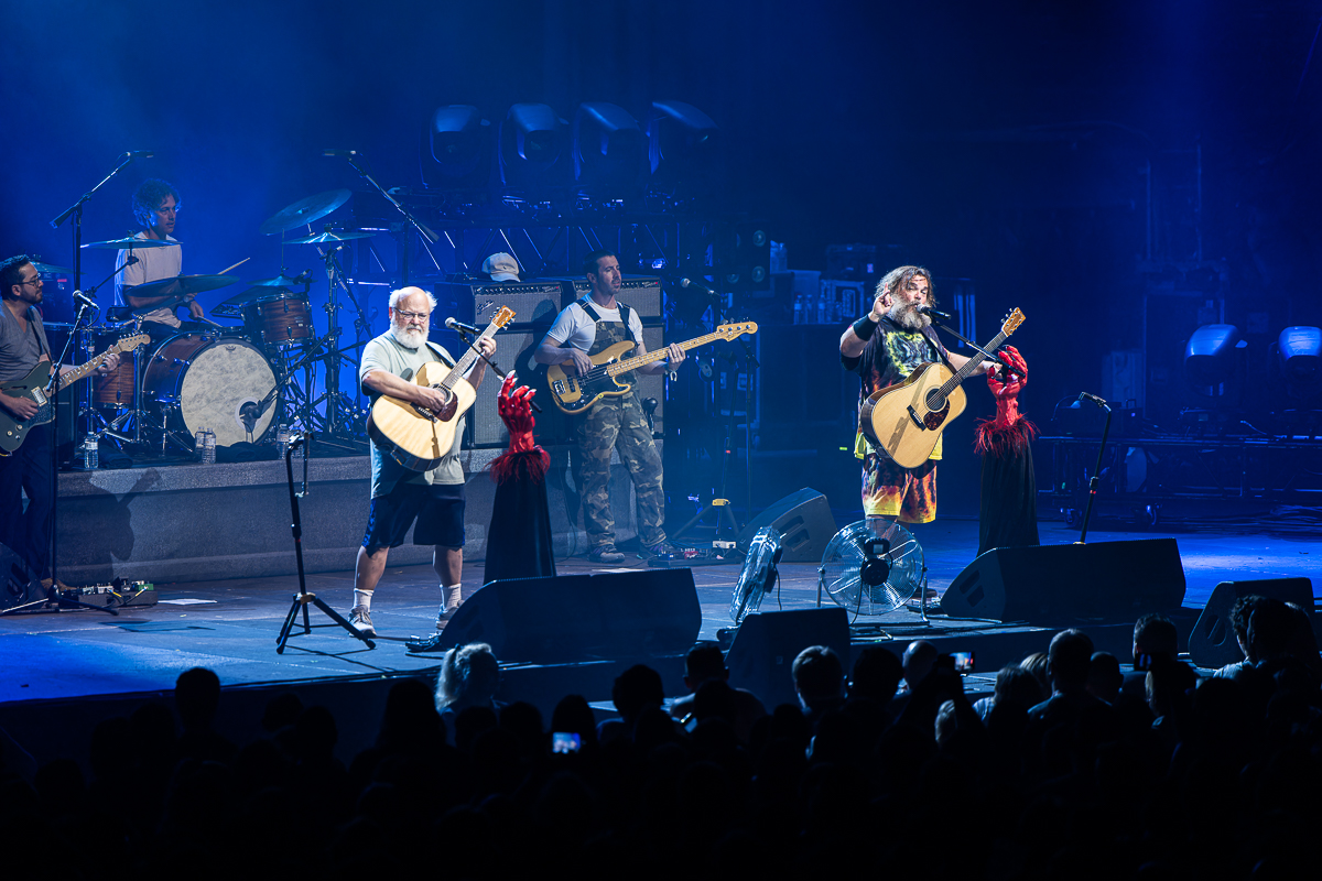 Tenacious D @ Vorst Nationaal, picture 26, photographed by David Johnson - FrontView Magazine