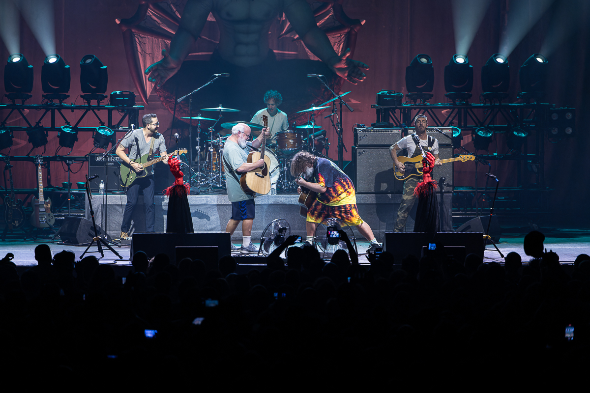 Tenacious D @ Vorst Nationaal, picture 29, photographed by David Johnson - FrontView Magazine