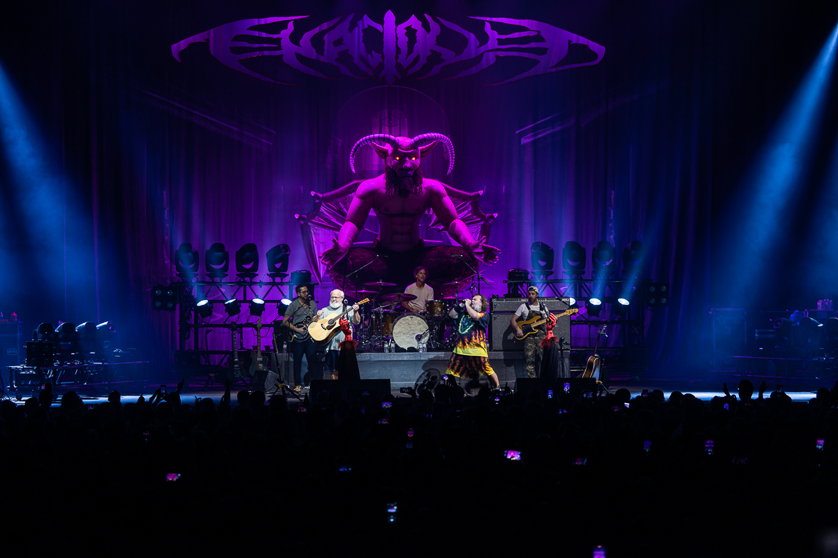 Tenacious D @ Vorst Nationaal, picture 30, photographed by David Johnson - FrontView Magazine