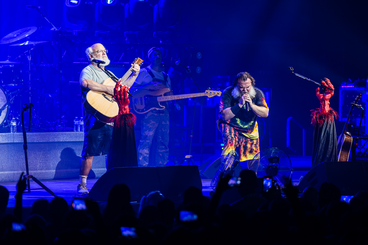 Tenacious D @ Vorst Nationaal, picture 35, photographed by David Johnson - FrontView Magazine