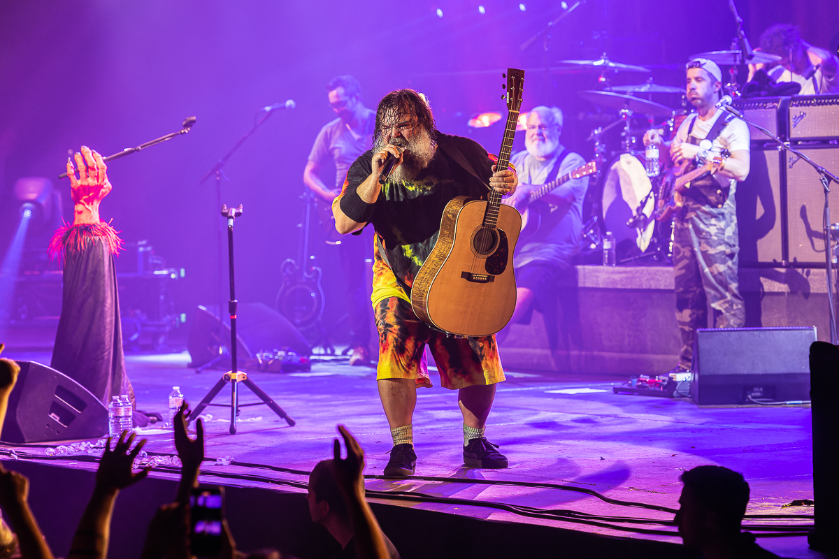 Tenacious D @ Vorst Nationaal, picture 38, photographed by David Johnson - FrontView Magazine