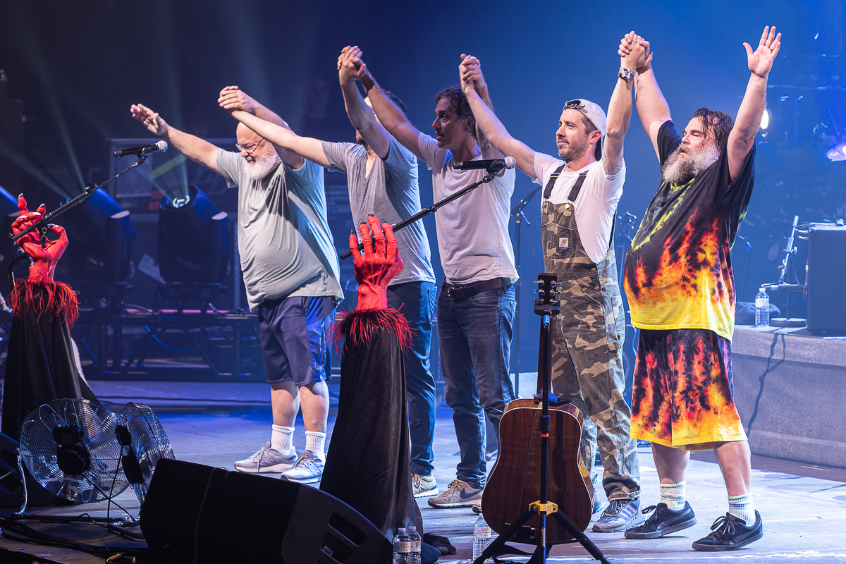 Tenacious D @ Vorst Nationaal, picture 42, photographed by David Johnson - FrontView Magazine