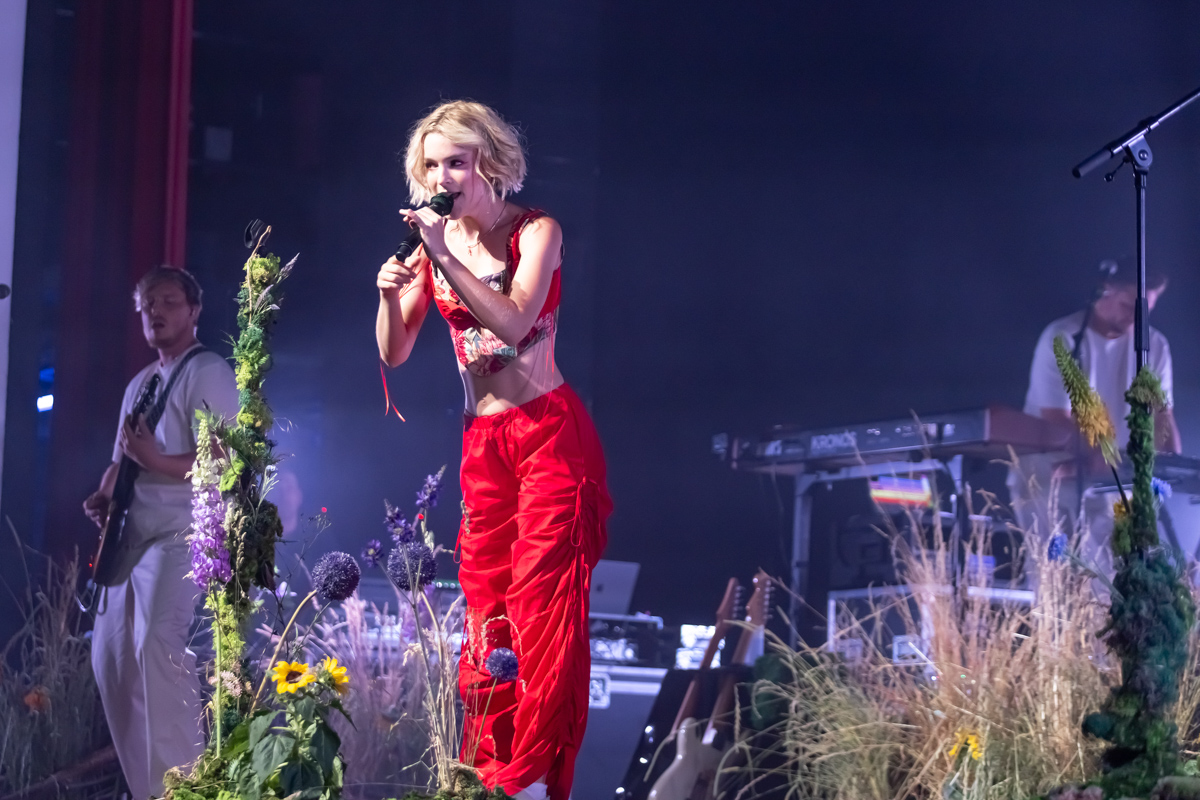 Pommelien Thijs @ De Roma, picture 2, photographed by dirk janssens - FrontView Magazine