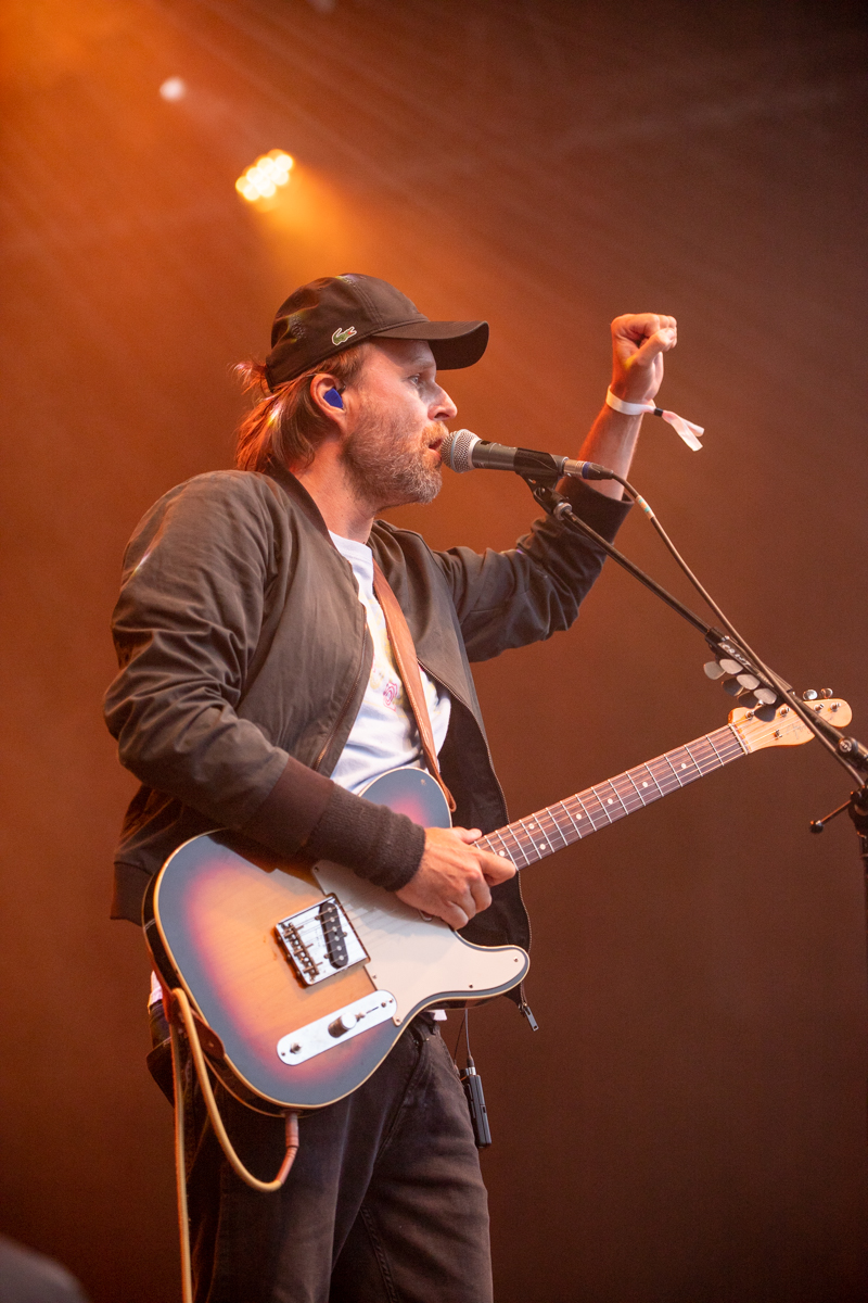 Admiral Freebee @ Genk on stage, picture 5, photographed by Leen Verlinden - FrontView Magazine