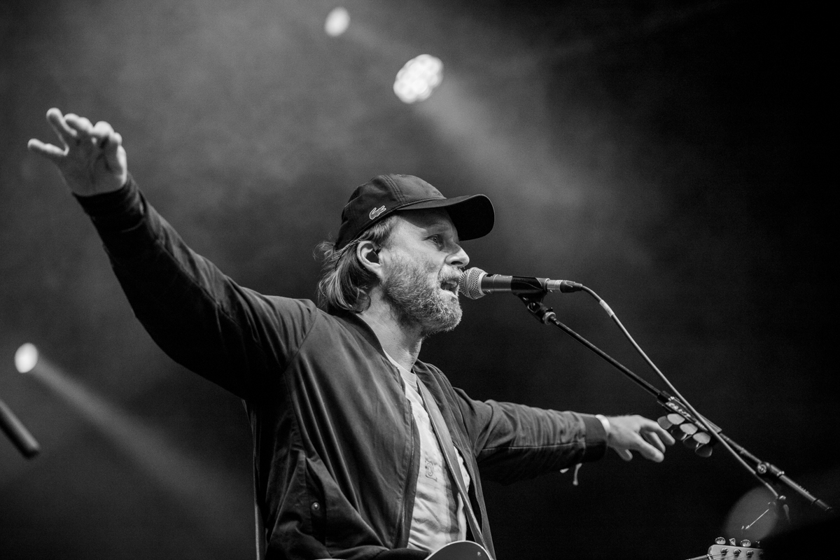 Admiral Freebee @ Genk on stage, picture 24, photographed by Leen Verlinden - FrontView Magazine