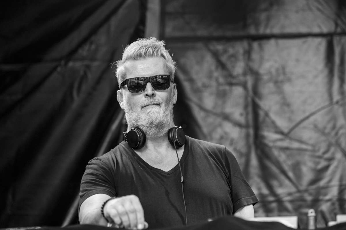 Buscemi @ Genk on stage, picture 4, photographed by Leen Verlinden - FrontView Magazine