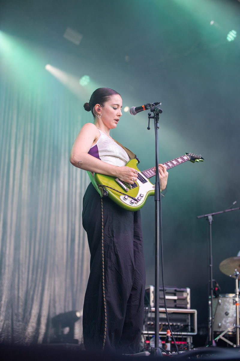 High Hi @ Genk on stage, picture 16, photographed by Leen Verlinden - FrontView Magazine