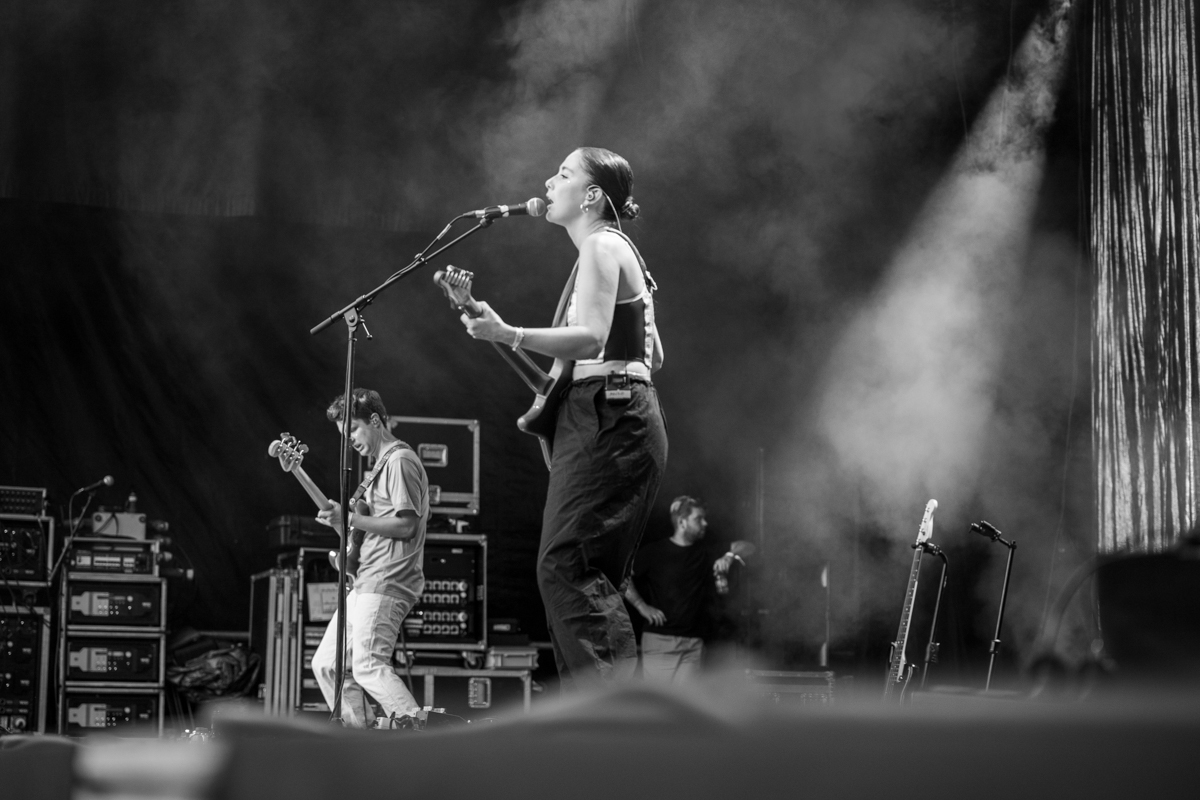 High Hi @ Genk on stage, picture 27, photographed by Leen Verlinden - FrontView Magazine
