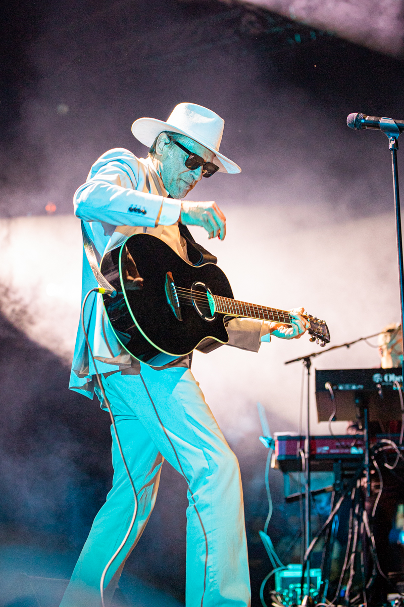 Daan @ Genk on stage, picture 1, photographed by Leen Verlinden - FrontView Magazine