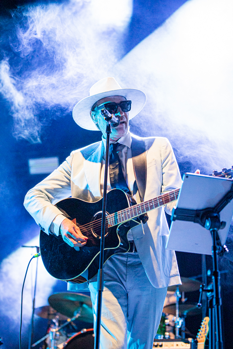 Daan @ Genk on stage, picture 6, photographed by Leen Verlinden - FrontView Magazine