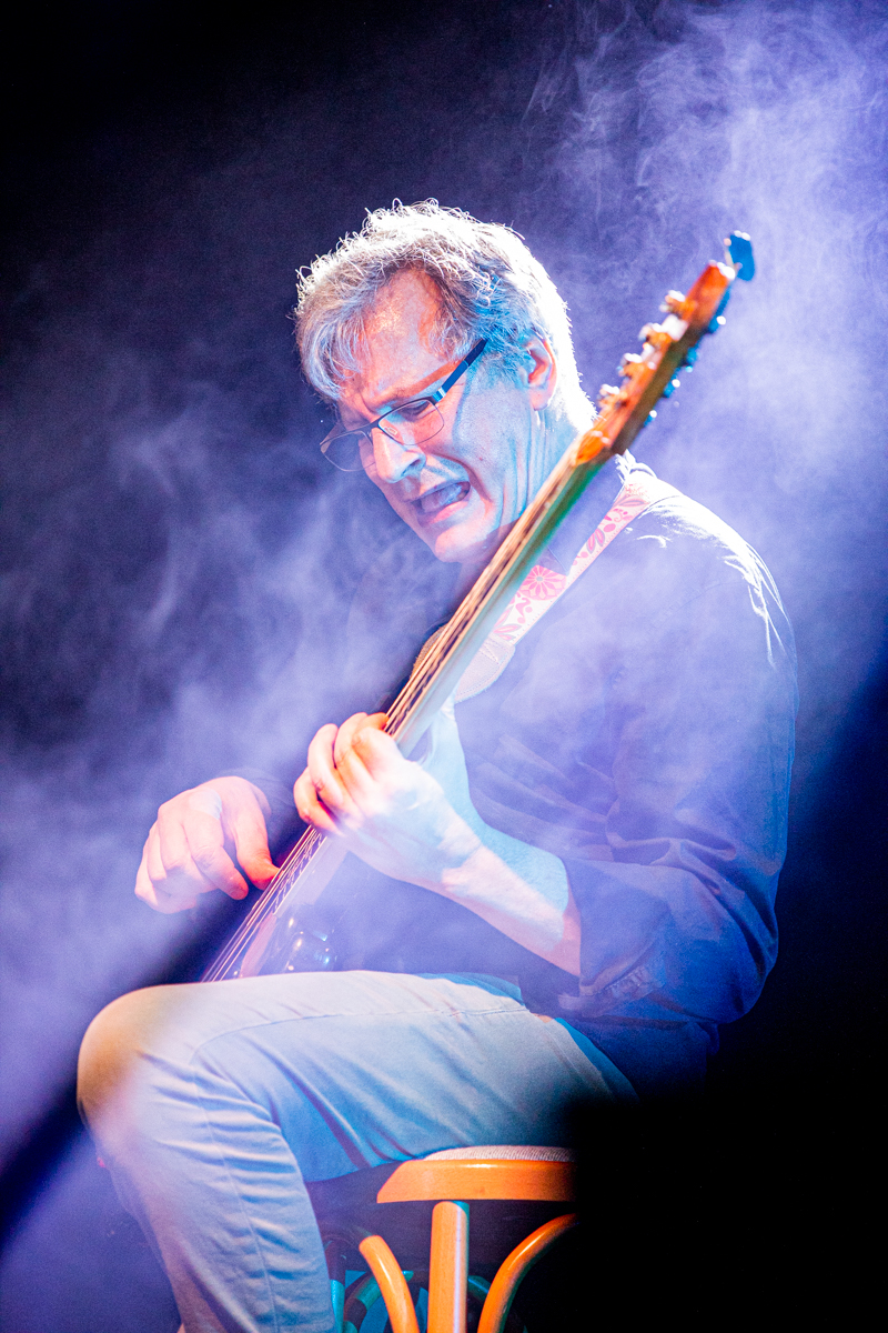 Daan @ Genk on stage, picture 8, photographed by Leen Verlinden - FrontView Magazine