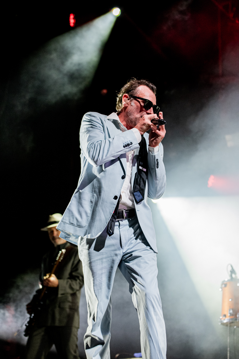 Daan @ Genk on stage, picture 15, photographed by Leen Verlinden - FrontView Magazine