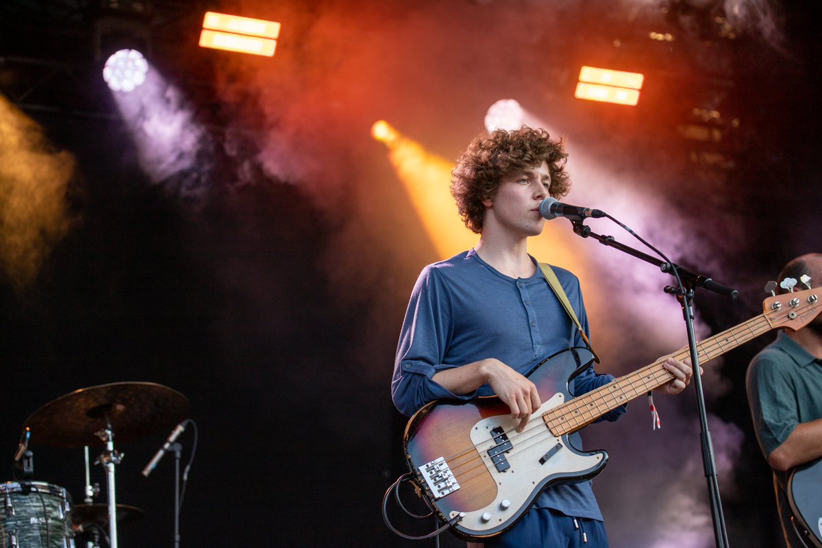 Mooney @ Genk on stage, picture 8, photographed by Leen Verlinden - FrontView Magazine