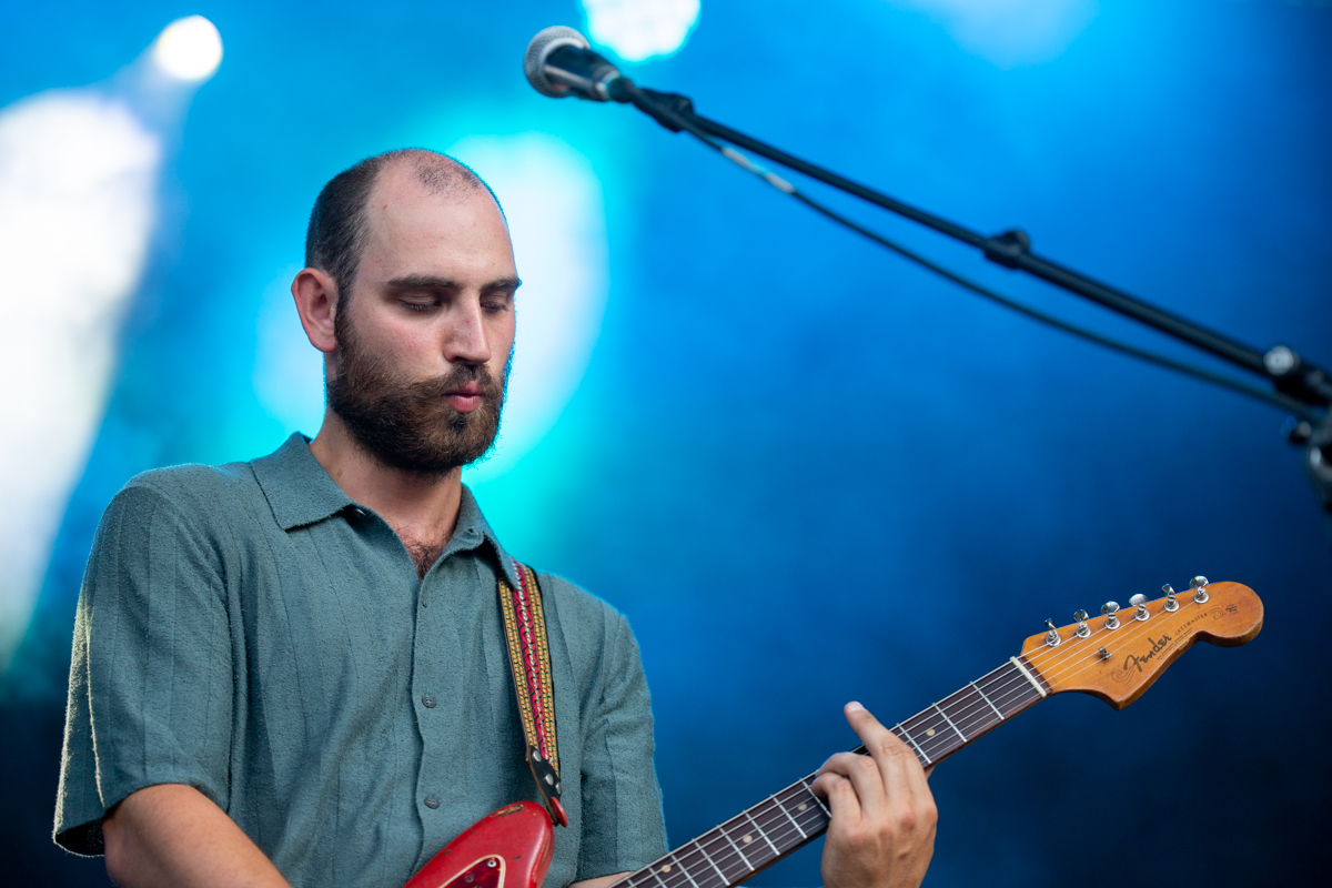 Mooney @ Genk on stage, picture 18, photographed by Leen Verlinden - FrontView Magazine