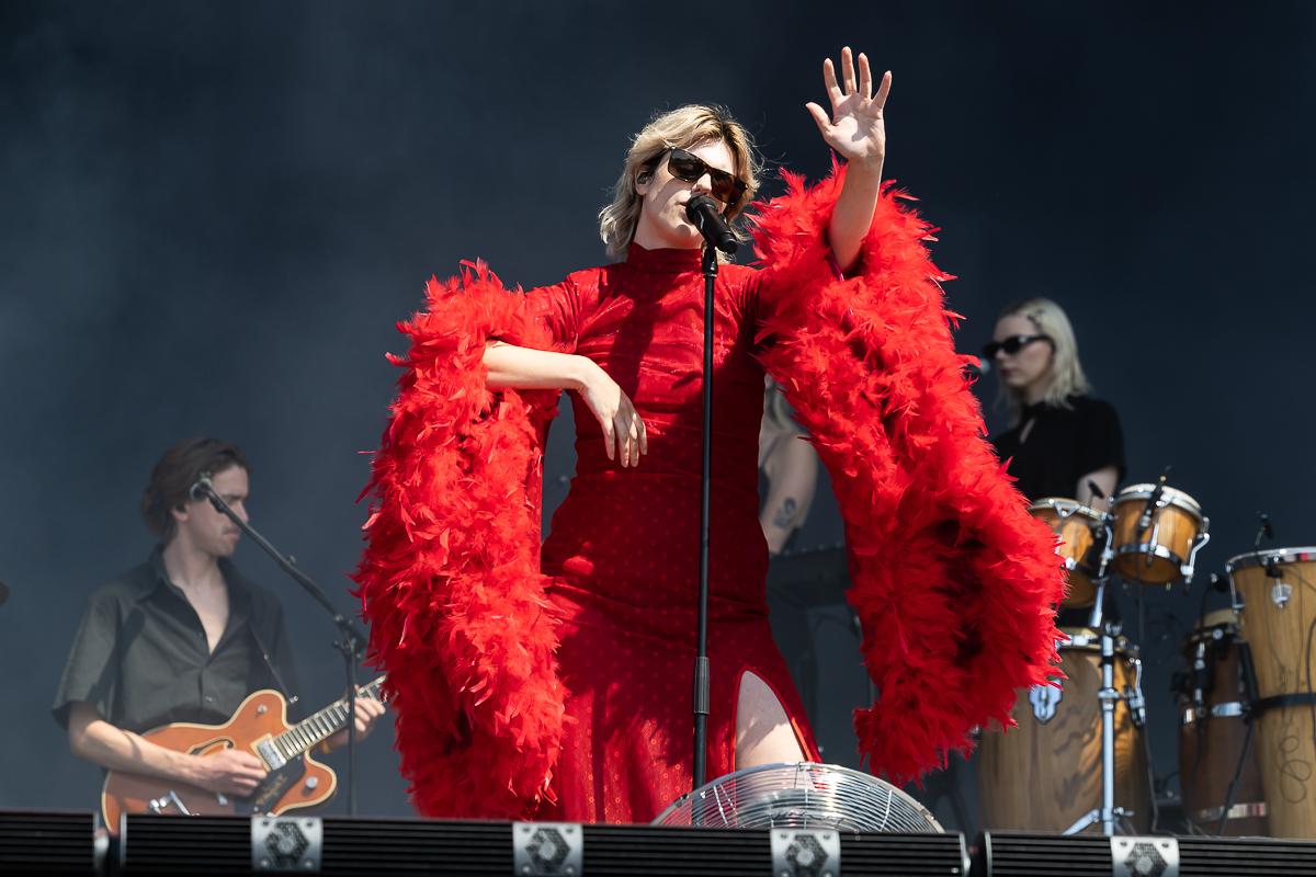 Sylvie Kreusch @ Live is Live 2023, picture 7, photographed by Marc Verdonck - FrontView Magazine