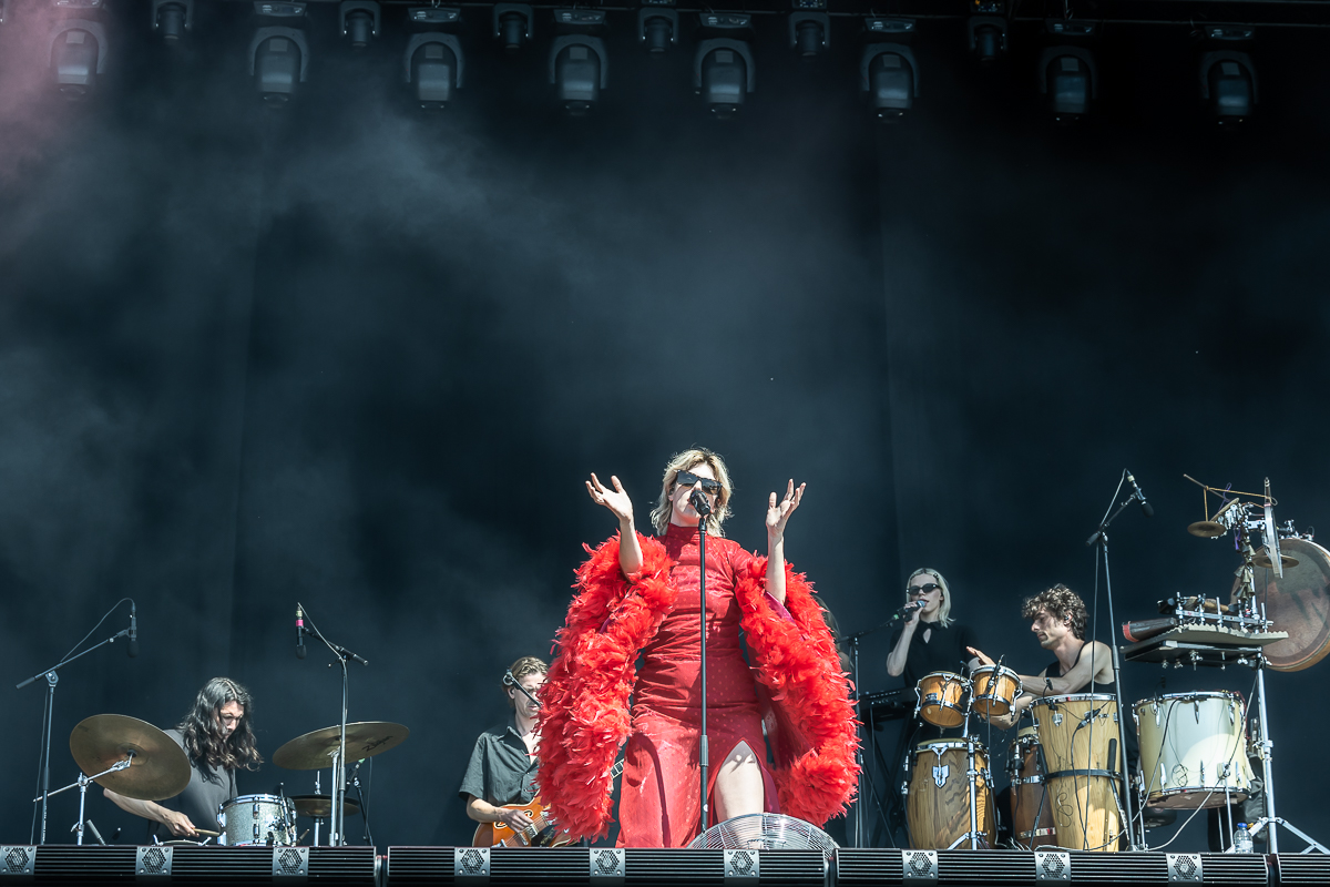 Sylvie Kreusch @ Live is Live 2023, picture 15, photographed by Marc Verdonck - FrontView Magazine