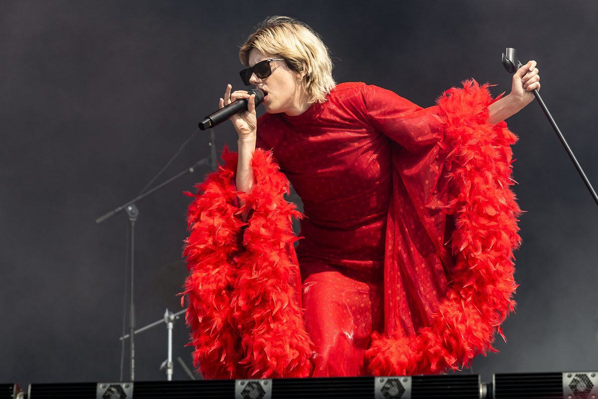 Sylvie Kreusch @ Live is Live 2023, picture 22, photographed by Marc Verdonck - FrontView Magazine