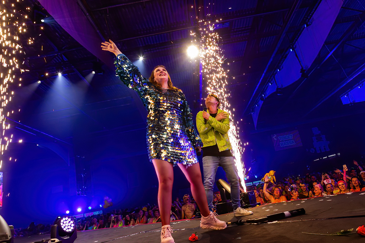 Foute Party Q-Music @ flanders expo, picture 19, photographed by Sven Vandervoort - FrontView Magazine