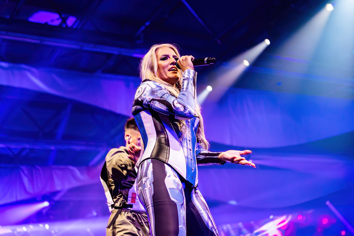 Foute Party Q-Music @ flanders expo, picture 23, photographed by Sven Vandervoort - FrontView Magazine