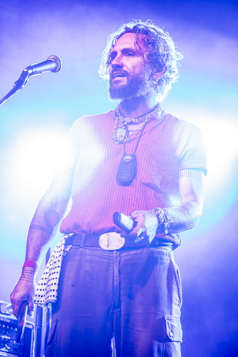 John Butler @ OLT Rivierenhof, picture 4, photographed by Leen Verlinden - FrontView Magazine