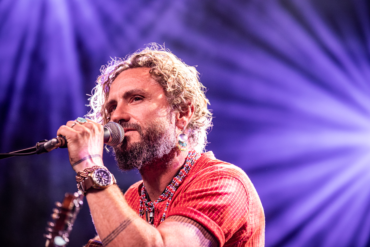 John Butler @ OLT Rivierenhof, picture 15, photographed by Leen Verlinden - FrontView Magazine