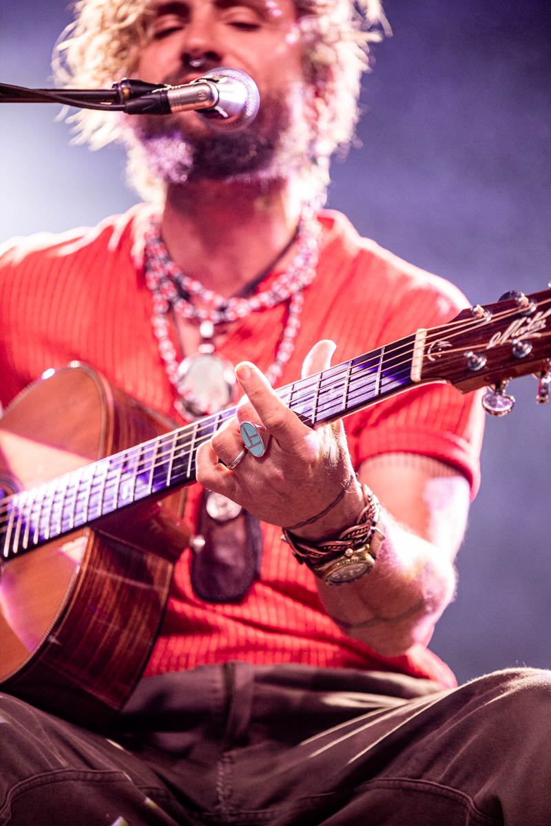 John Butler @ OLT Rivierenhof, picture 18, photographed by Leen Verlinden - FrontView Magazine