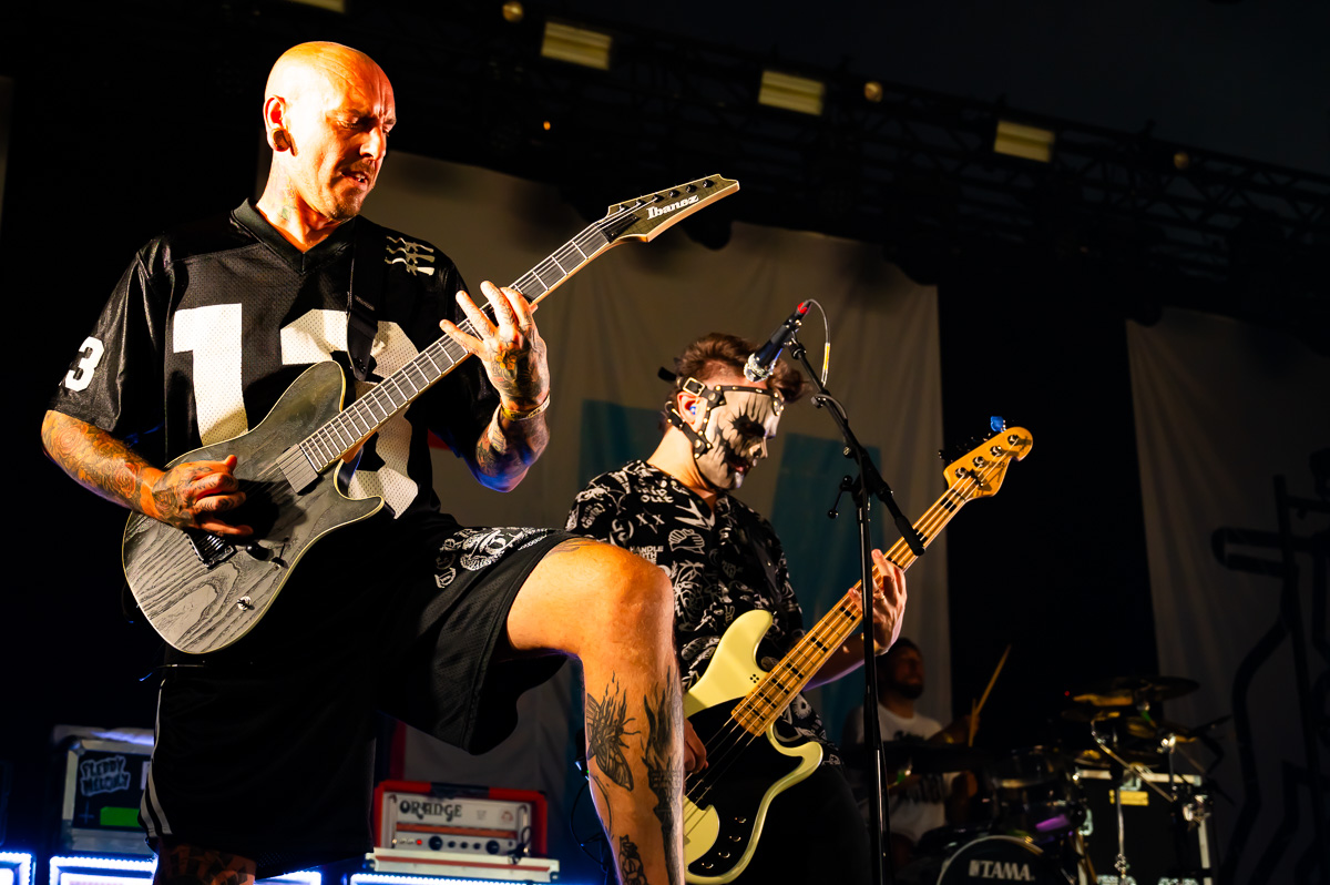Fleddy Melculy @ Rock Zottegem dag 1, foto 4, foto's door Luc Klinckaert - FrontView Magazine