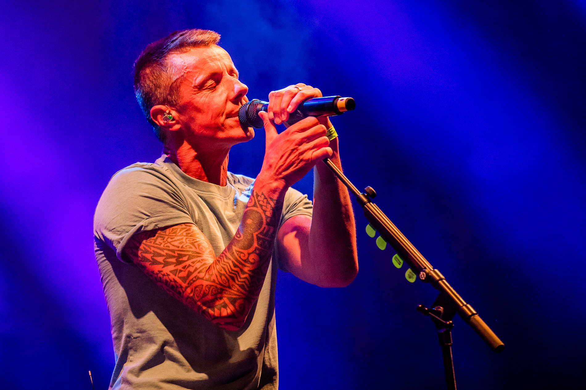 K's Choice @ Beleuvenissen, picture 4, photographed by Jürgen Bruynooghe - FrontView Magazine